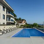 Onzamar Aparthotel 4*