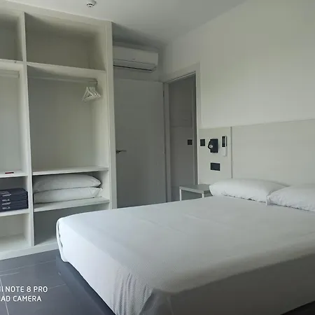 Onzamar Lejlighedshotel